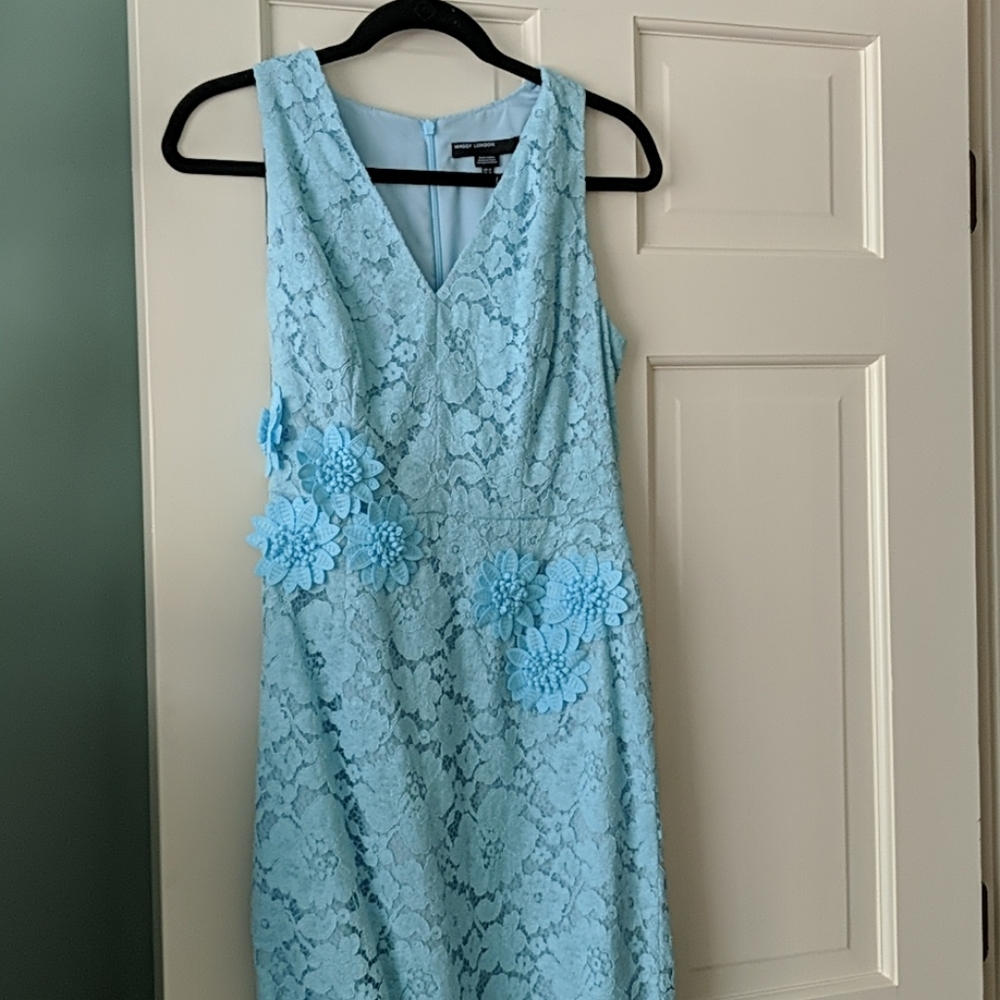 Maggie London blue lace dress
